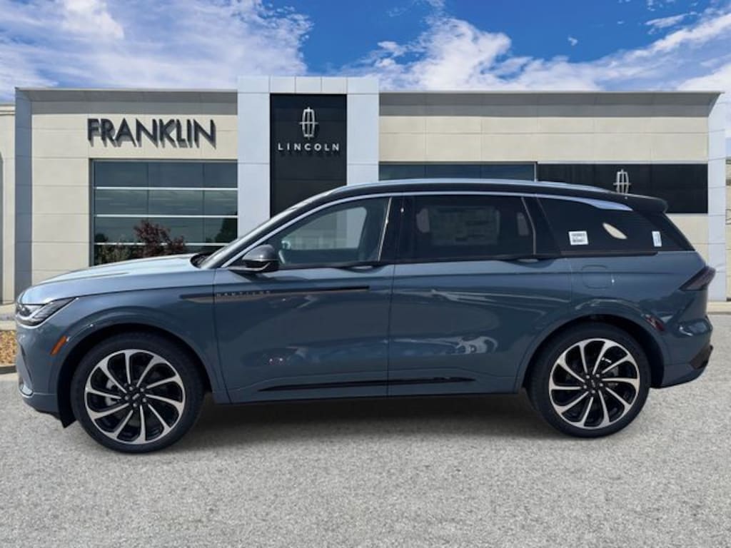 New 2026 Lincoln Nautilus Black Label SUV