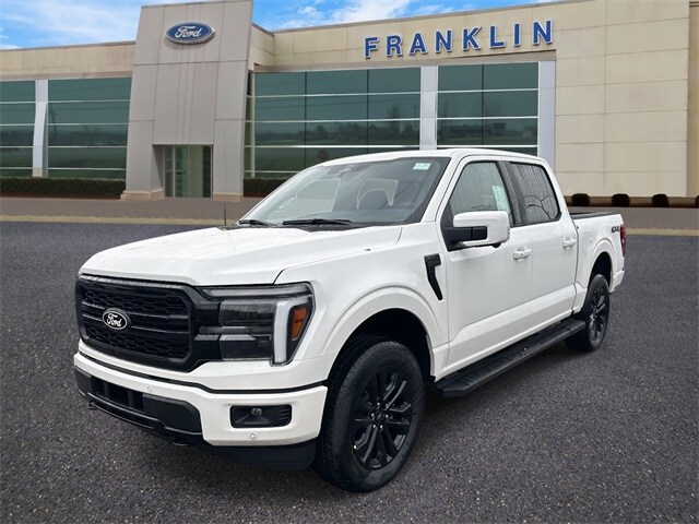 2025 Ford F-150 Lariat photo 3