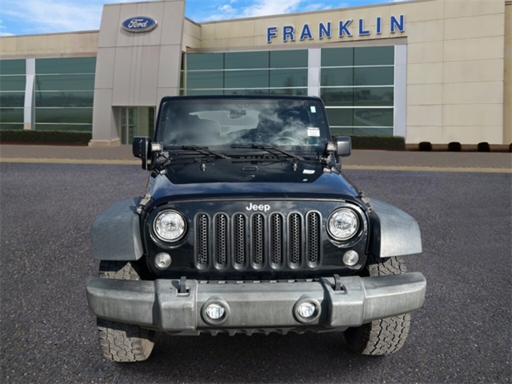 Used 2017 Jeep Wrangler Rubicon SUV