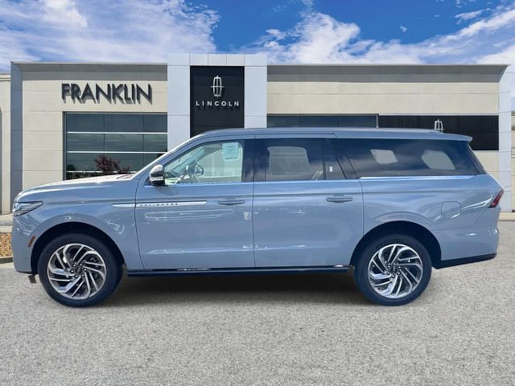New 2025 Lincoln Navigator L Reserve SUV