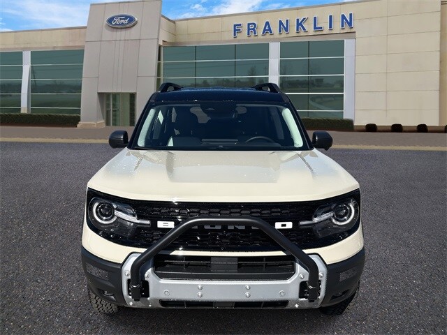 2025 Ford Bronco Sport Badlands photo 2