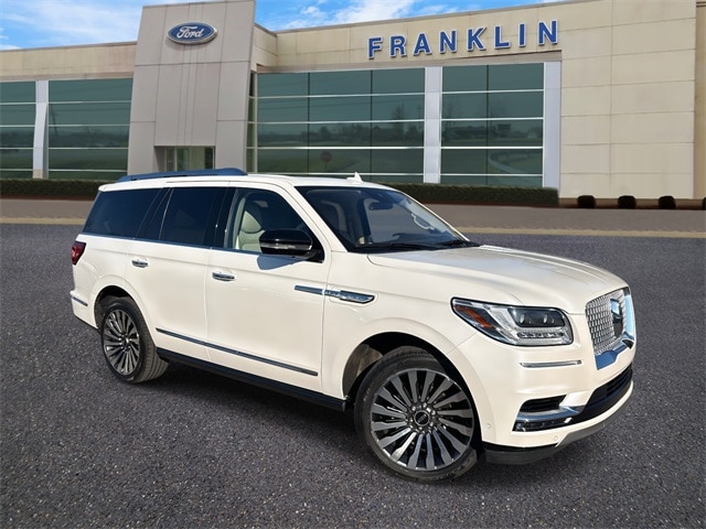 2019 Lincoln Navigator Reserve's photo