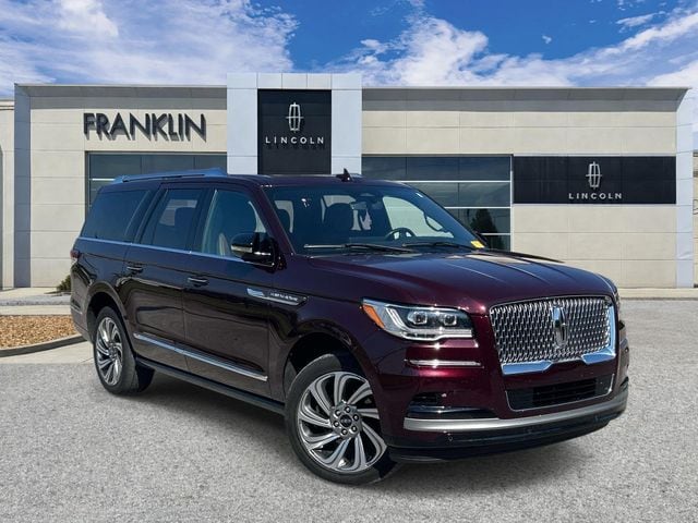 Certified Pre-Owned 2024 Lincoln Navigator L Reserve
