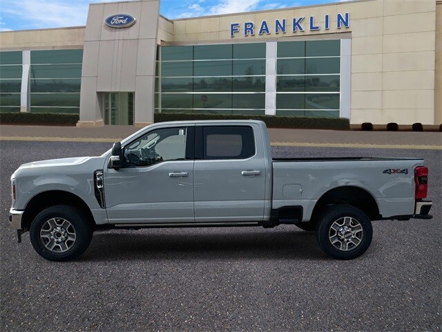 2026 Ford F-350 photo 4