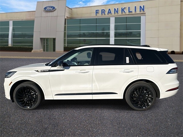 2025 Lincoln Aviator Reserve photo 4