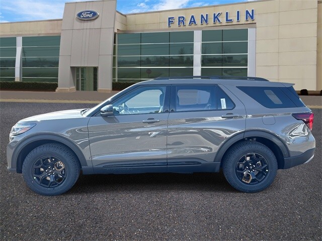 2026 Ford Explorer photo 4