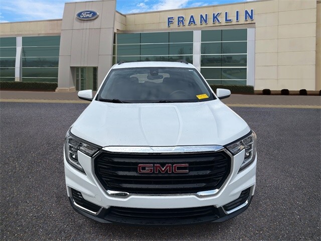 2022 Gmc Terrain SLE photo 2