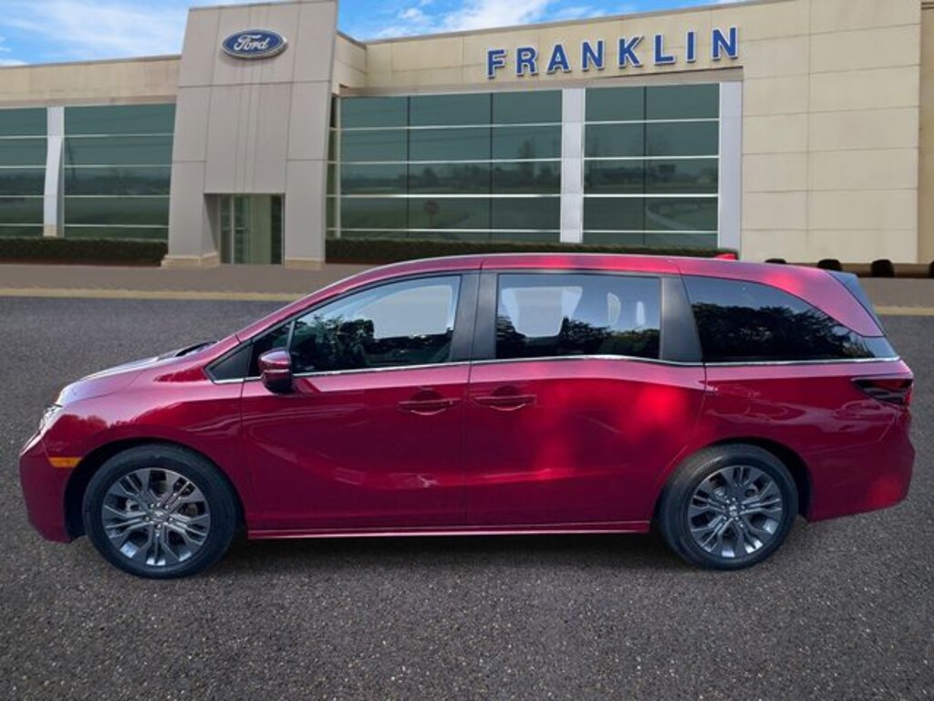 Certified 2026 Honda Odyssey Touring Minivan/Van