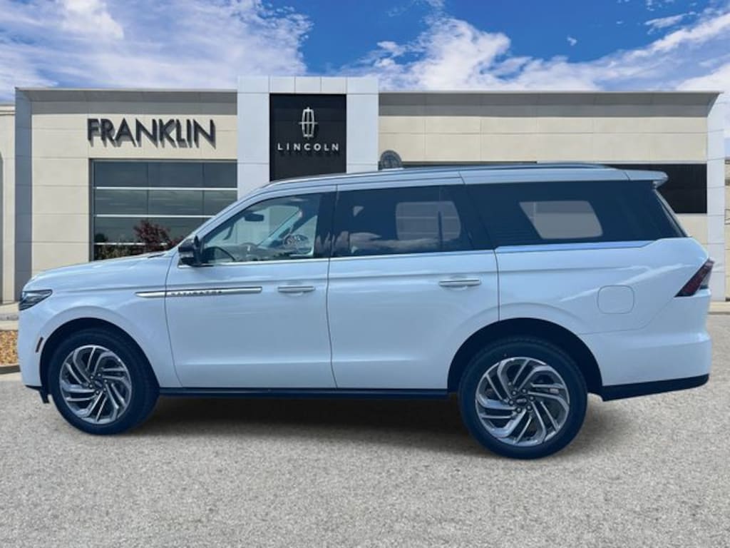 New 2027 Lincoln Navigator Reserve SUV