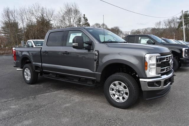 2024 Ford F-250 XLT 4