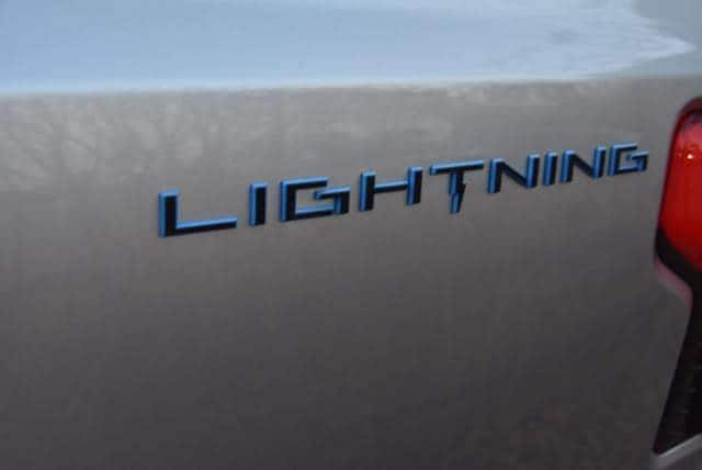 2023 Ford F-150 Lightning Platinum 9