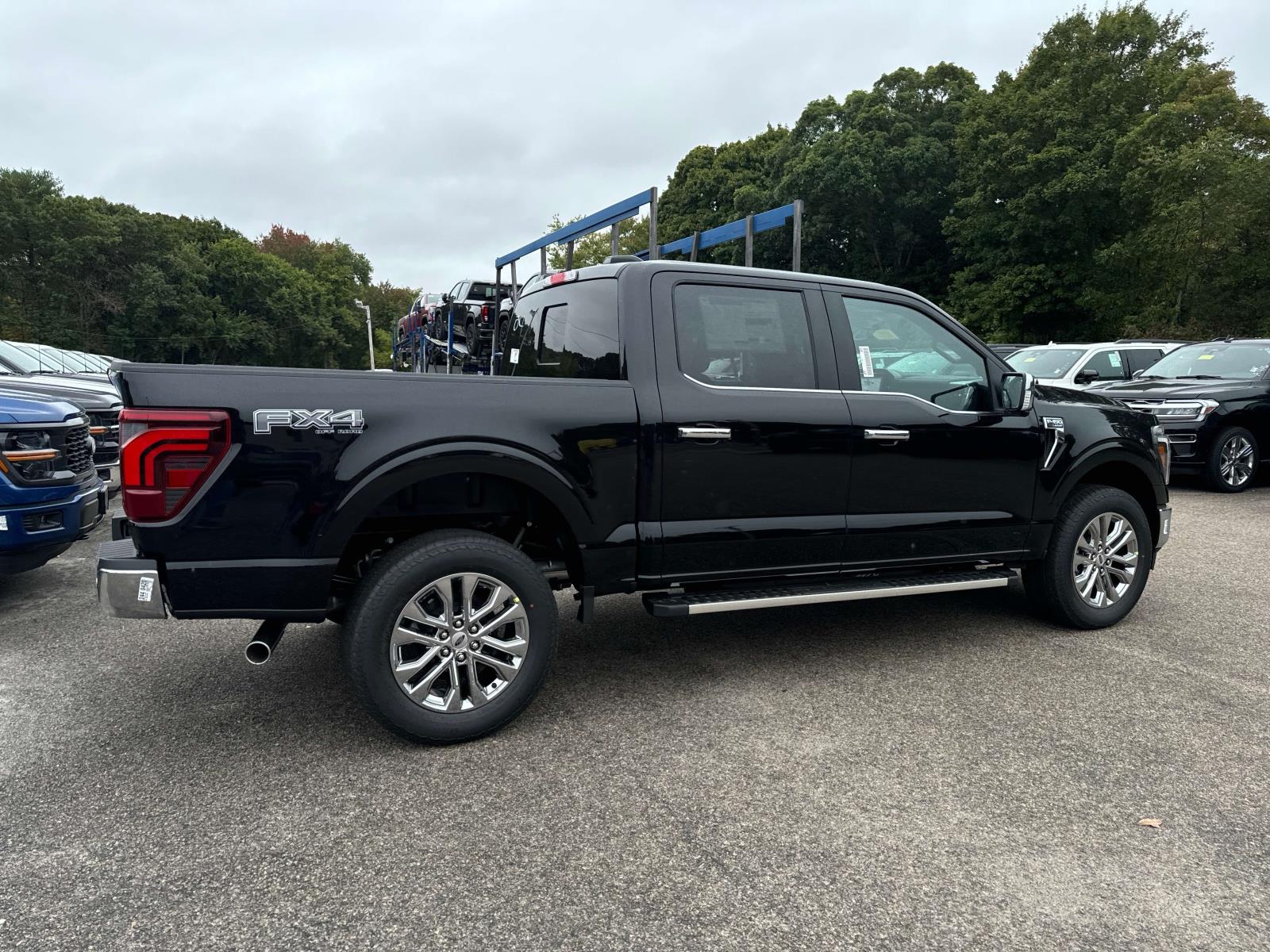 2024 Ford F-150 Lariat 4