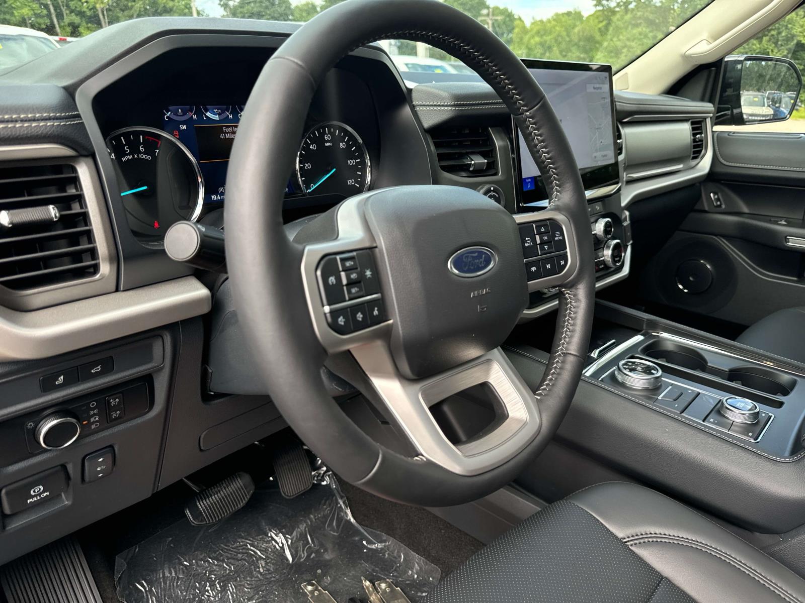 2024 Ford Expedition XLT 18