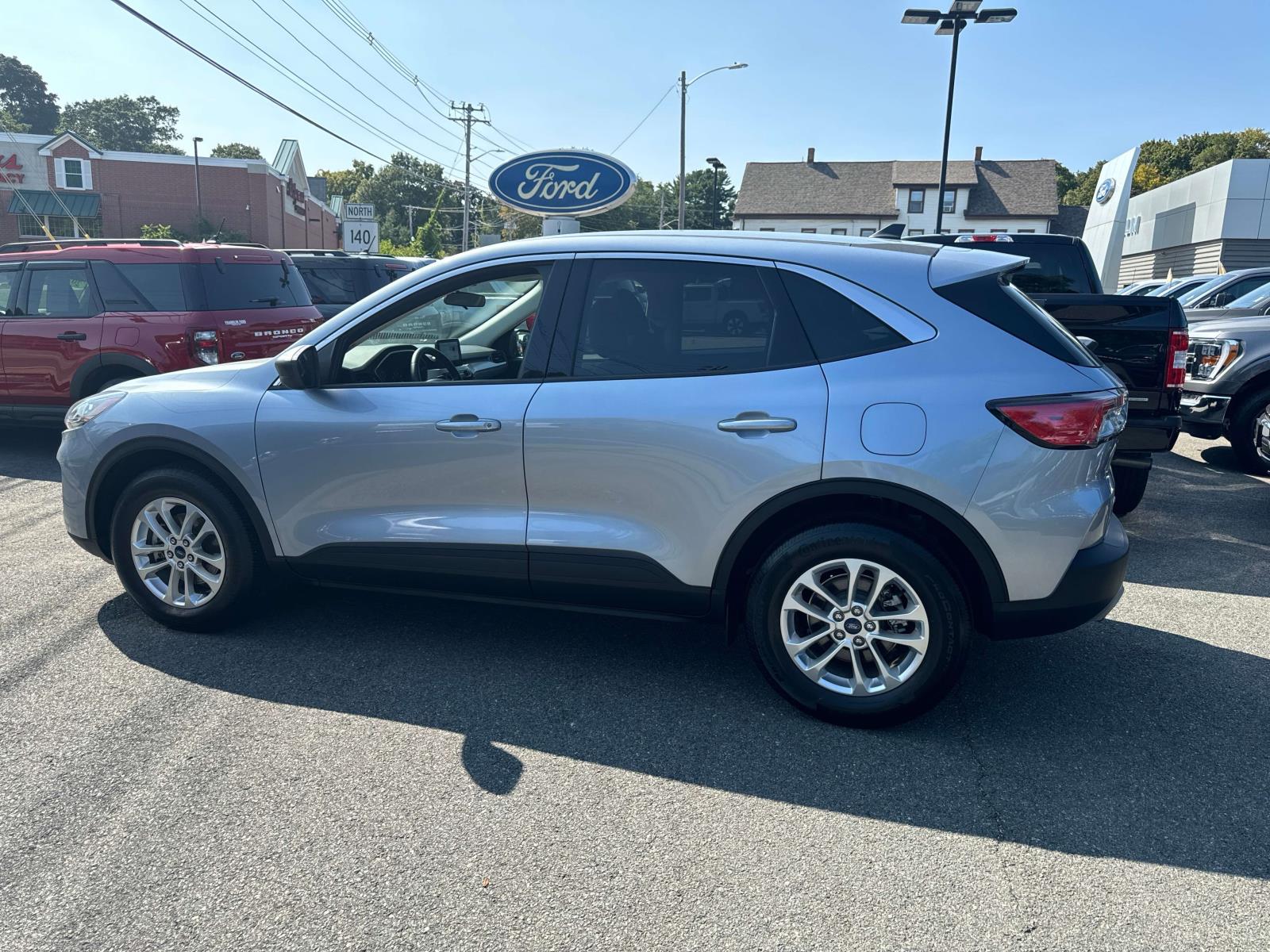 2022 Ford Escape SE 3