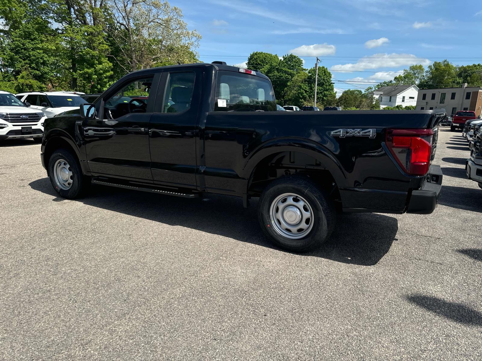 2024 Ford F-150 XL 3