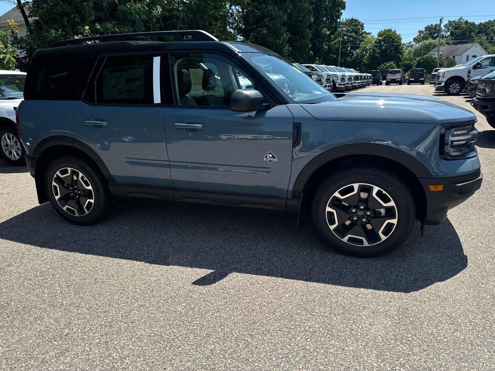 2024 Ford Bronco Sport Outer Banks 6