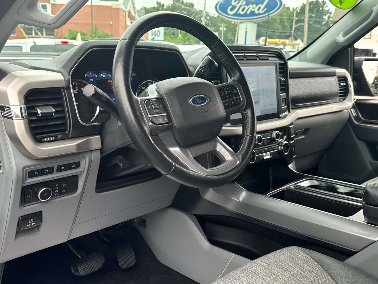 2021 Ford F-150 XLT 17