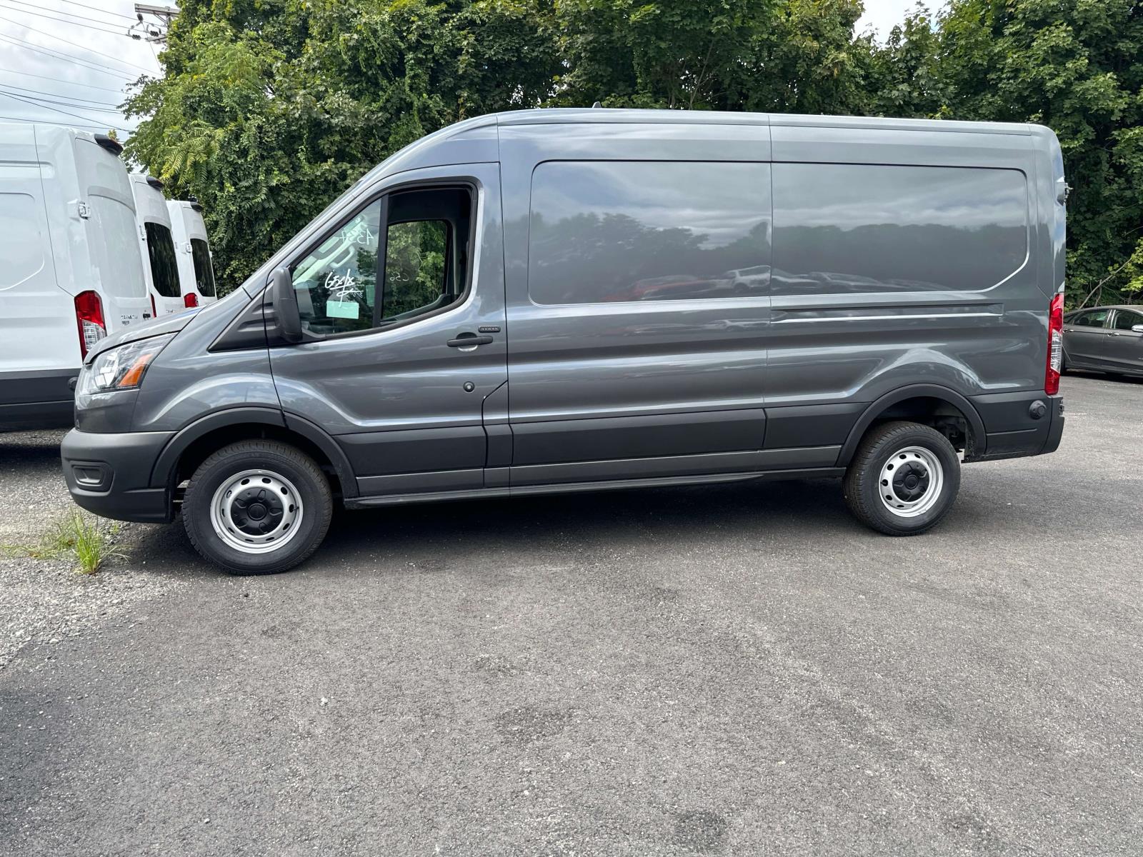 2024 Ford Transit-250 LWB Med Roof 2