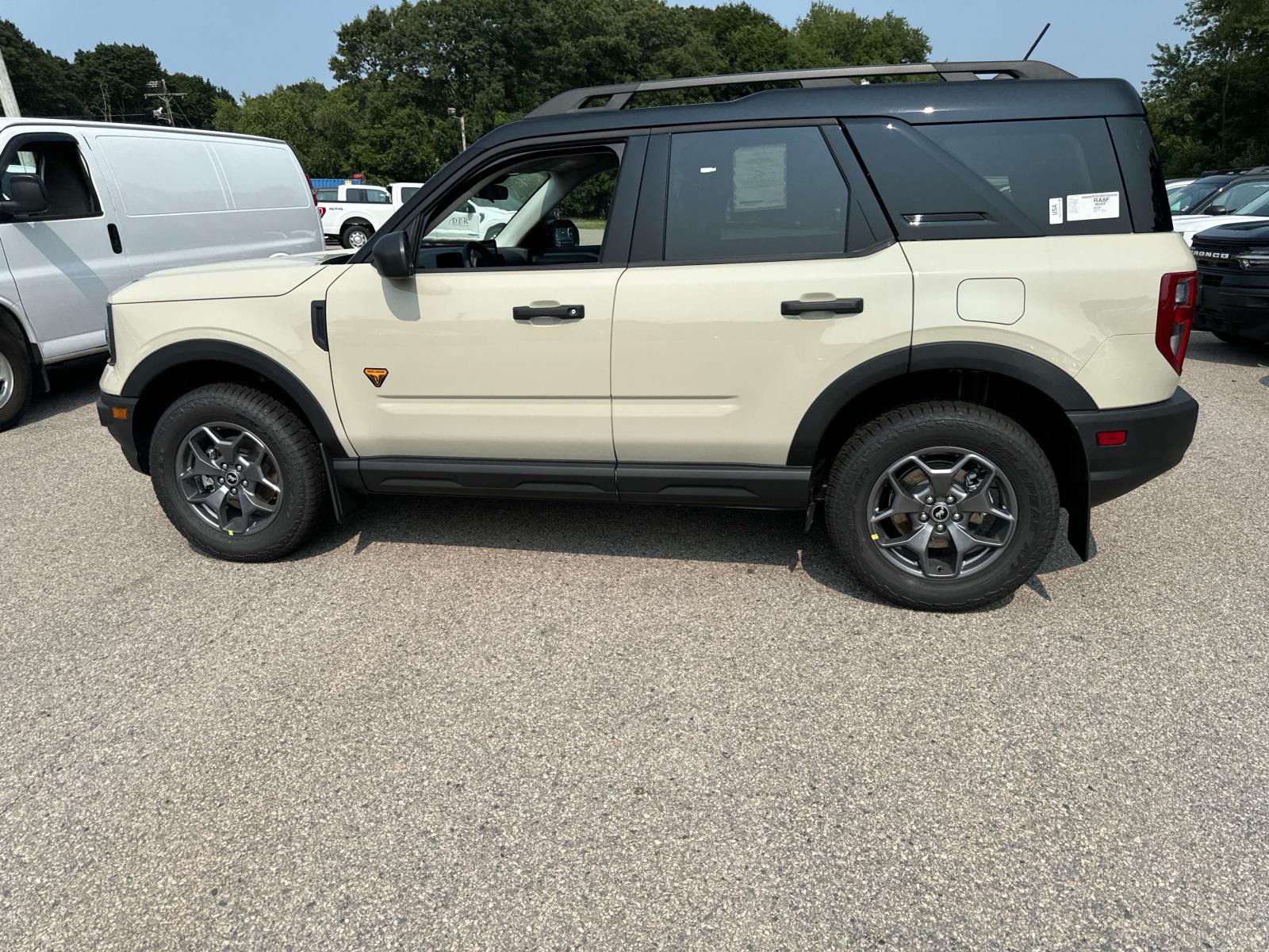 2024 Ford Bronco Sport Badlands 2