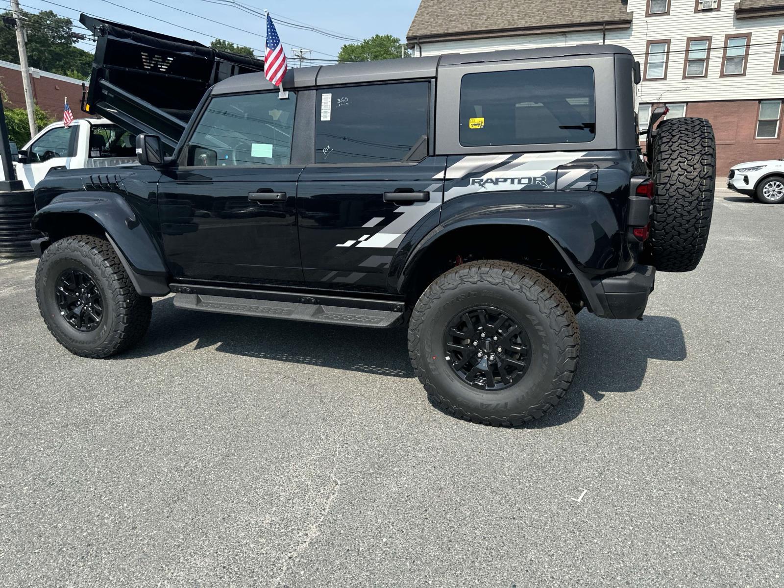 2024 Ford Bronco Raptor 3