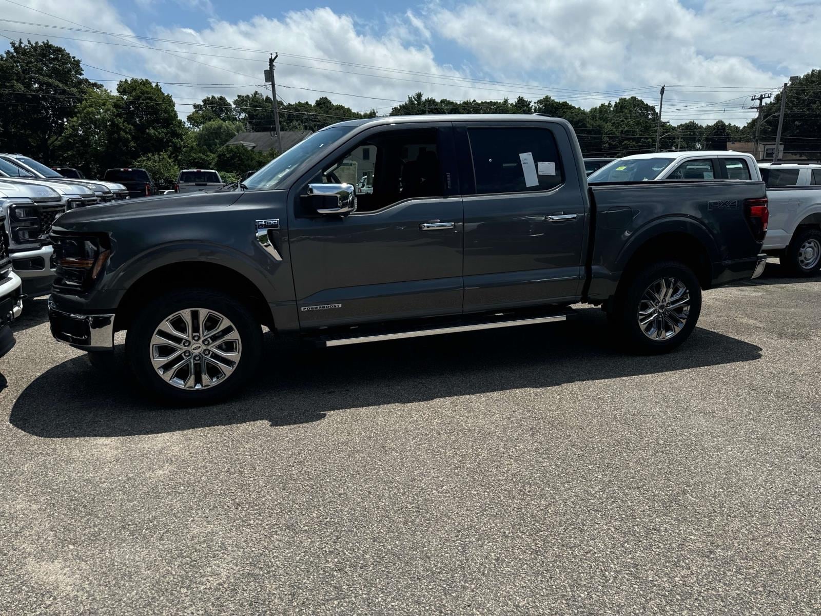 2024 Ford F-150 Hybrid XLT 2