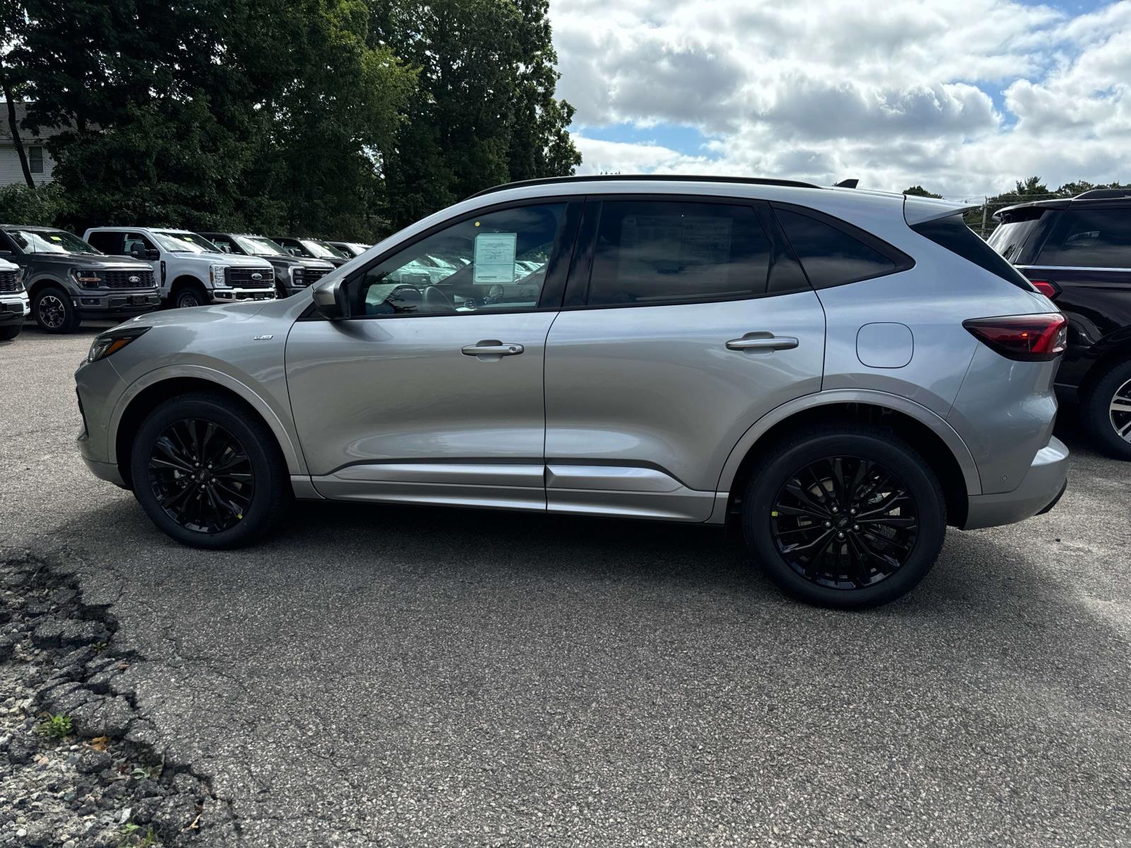 2024 Ford Escape ST-Line Elite 3