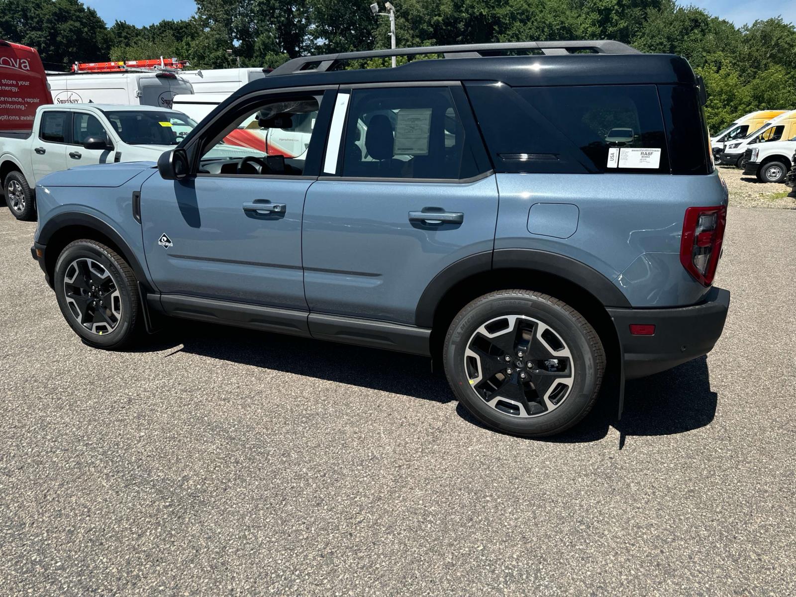 2024 Ford Bronco Sport Outer Banks 3