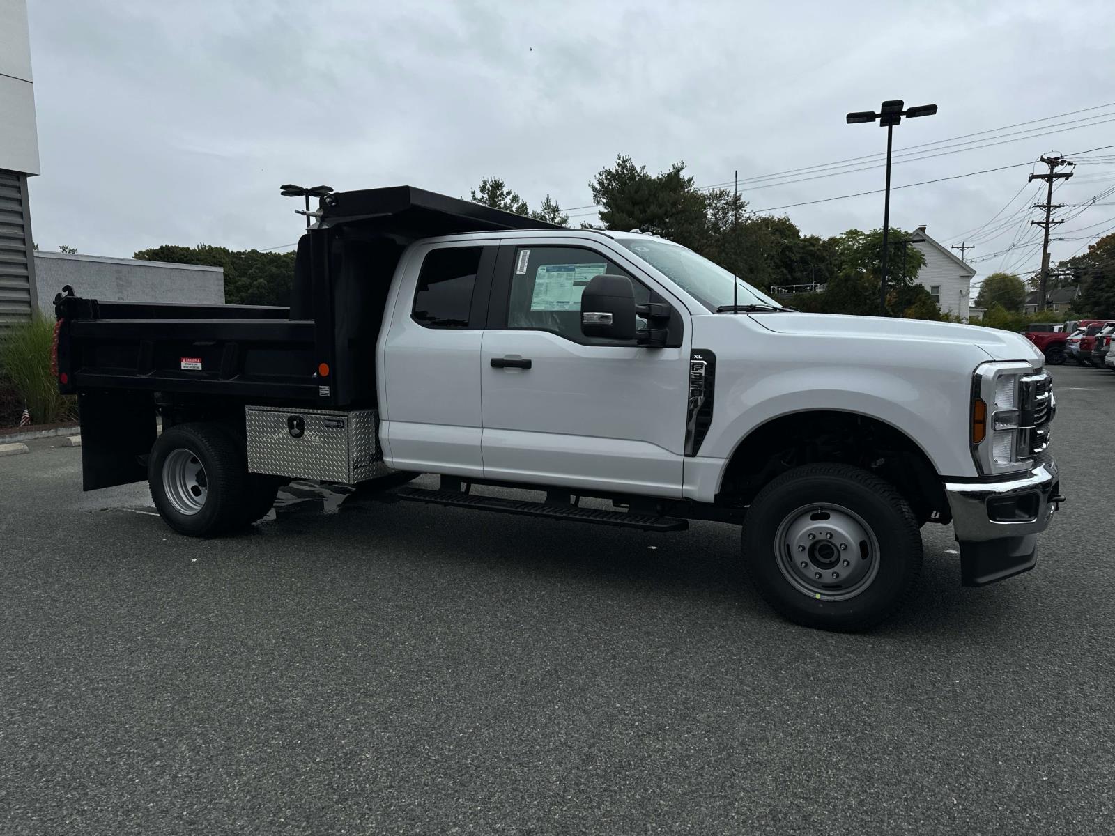 2024 Ford F-350 Dump Body XL 6