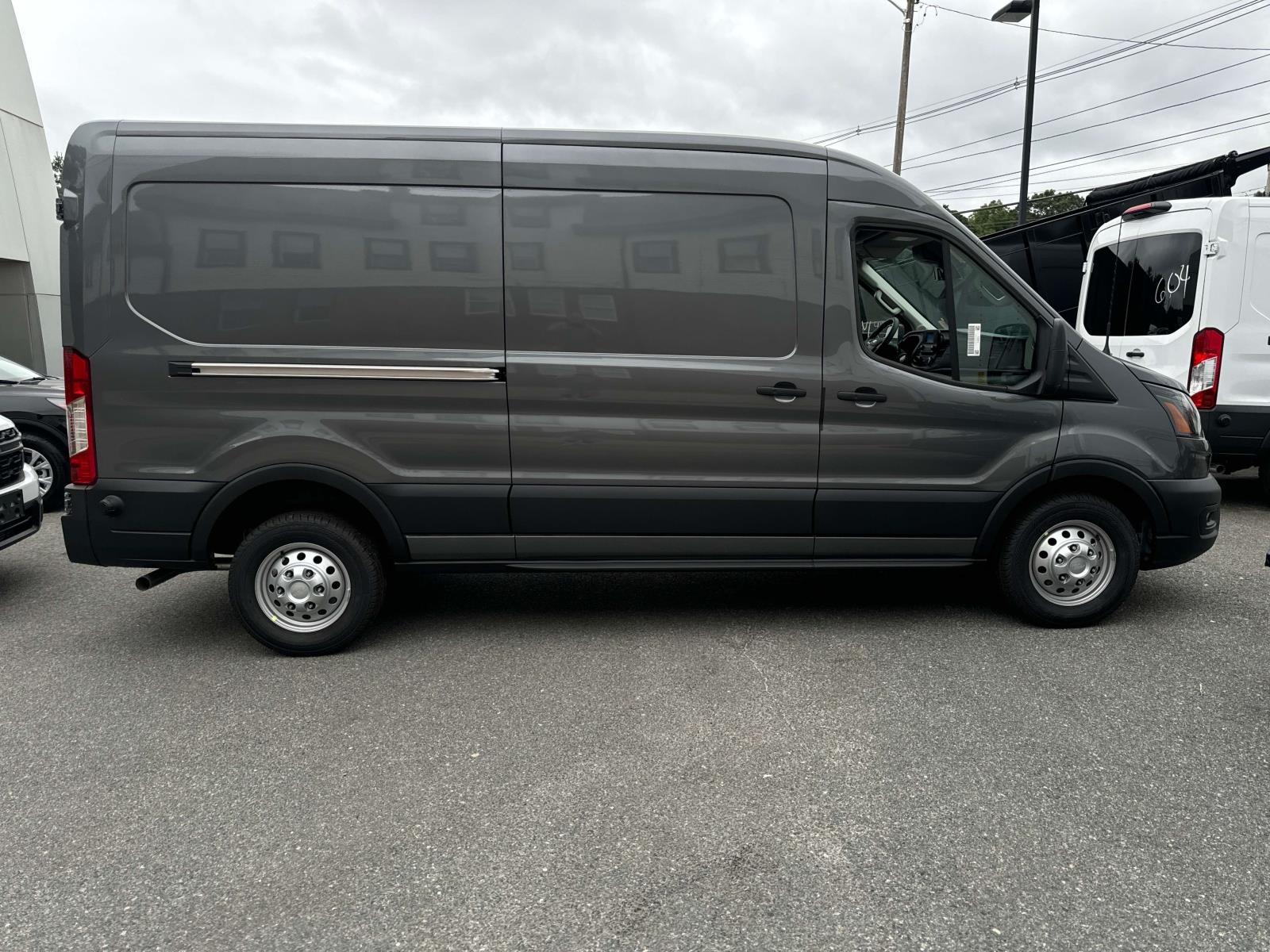 2024 Ford Transit-250 LWB Med Roof 5