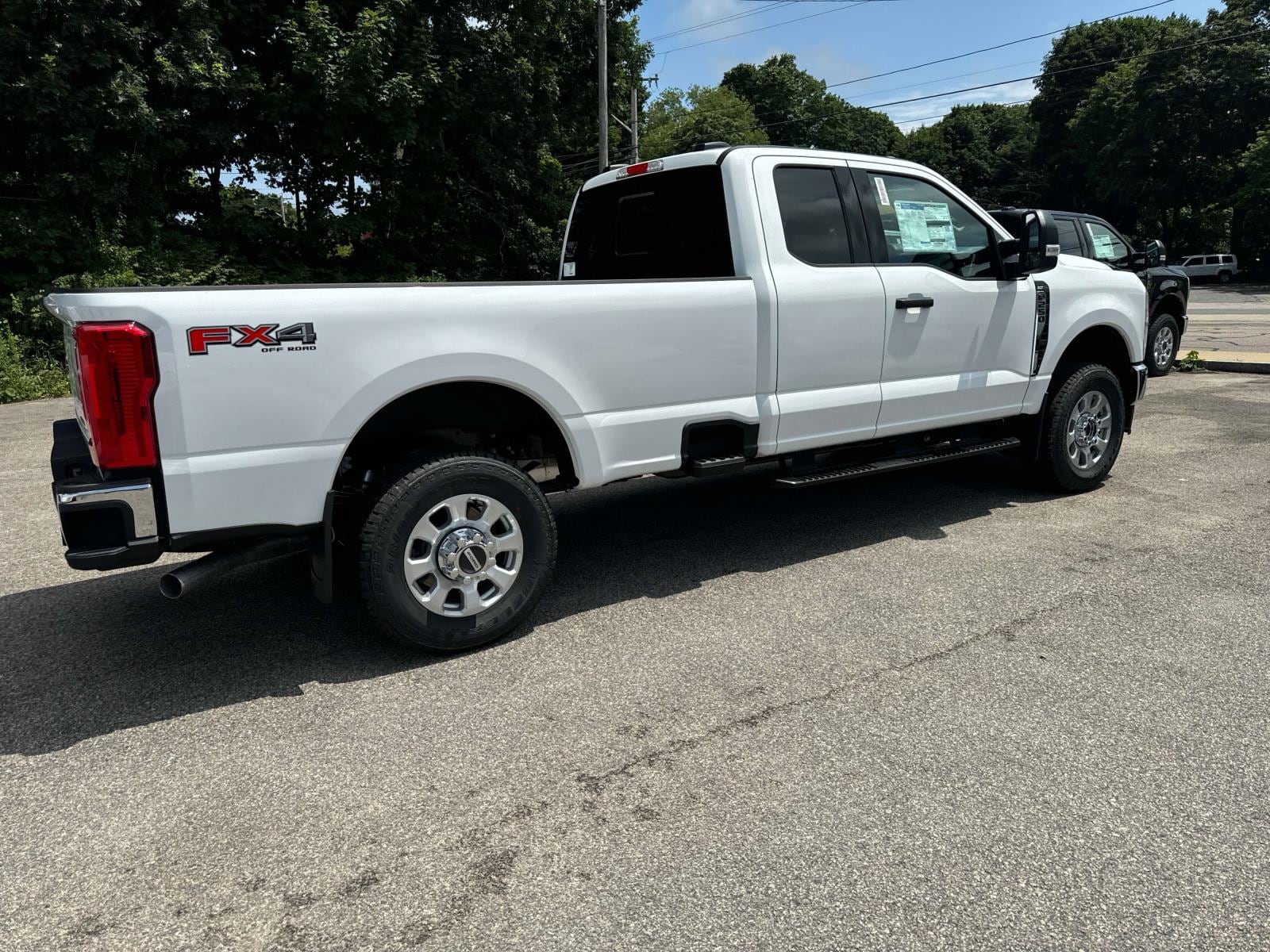 2024 Ford F-250 XLT 4