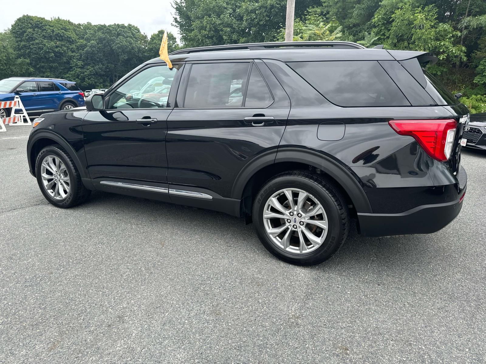 2021 Ford Explorer XLT 3