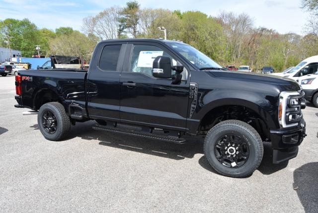 2024 Ford F-350 XL 6