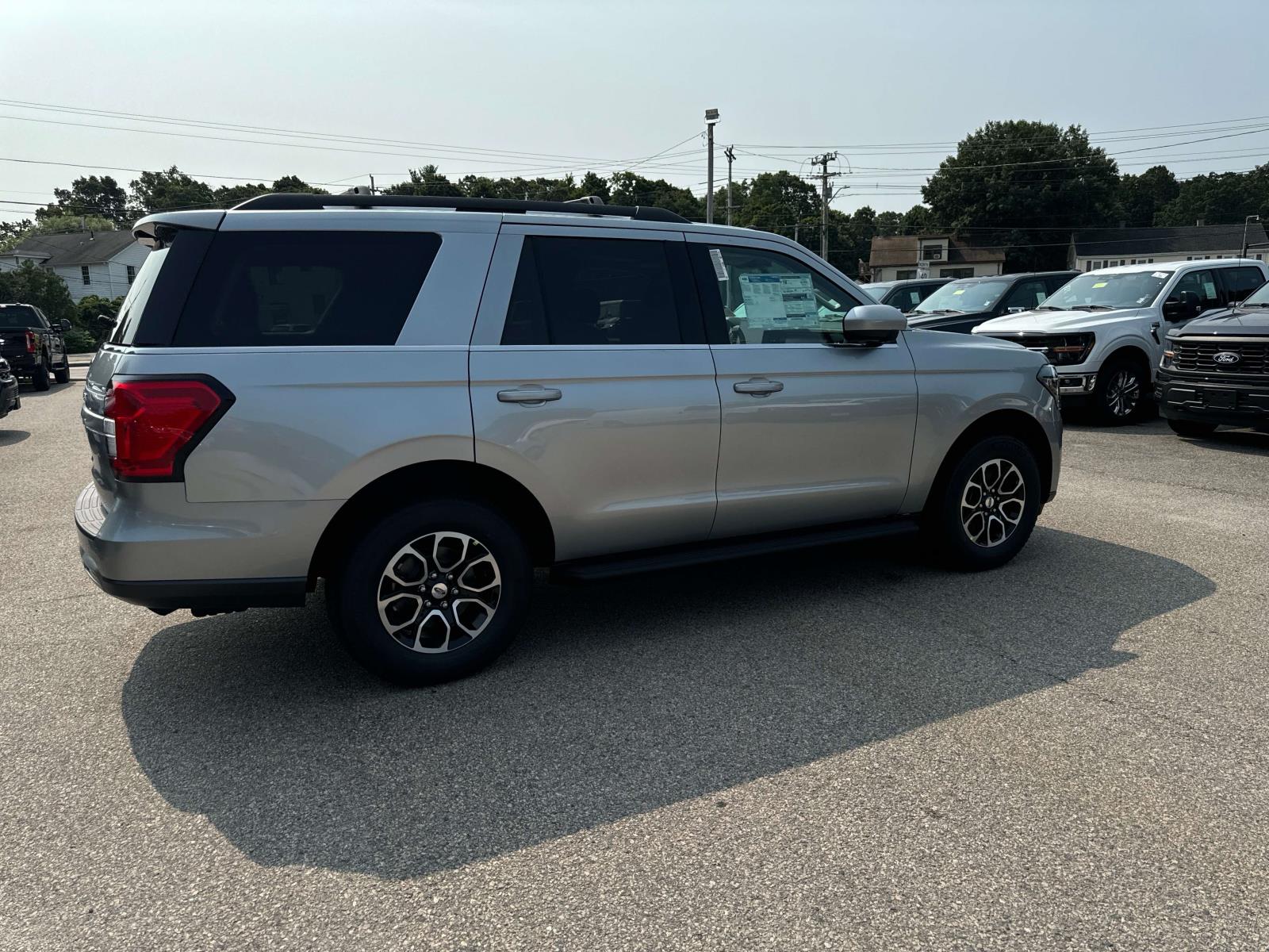 2024 Ford Expedition XLT 4