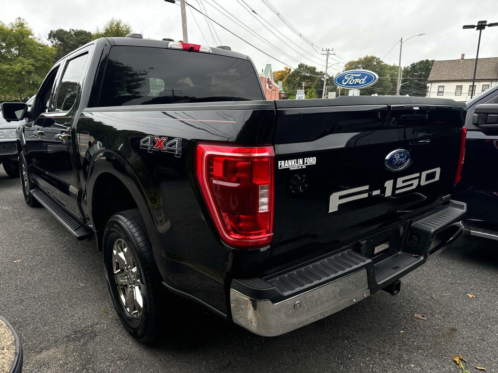 2021 Ford F-150 XLT 3