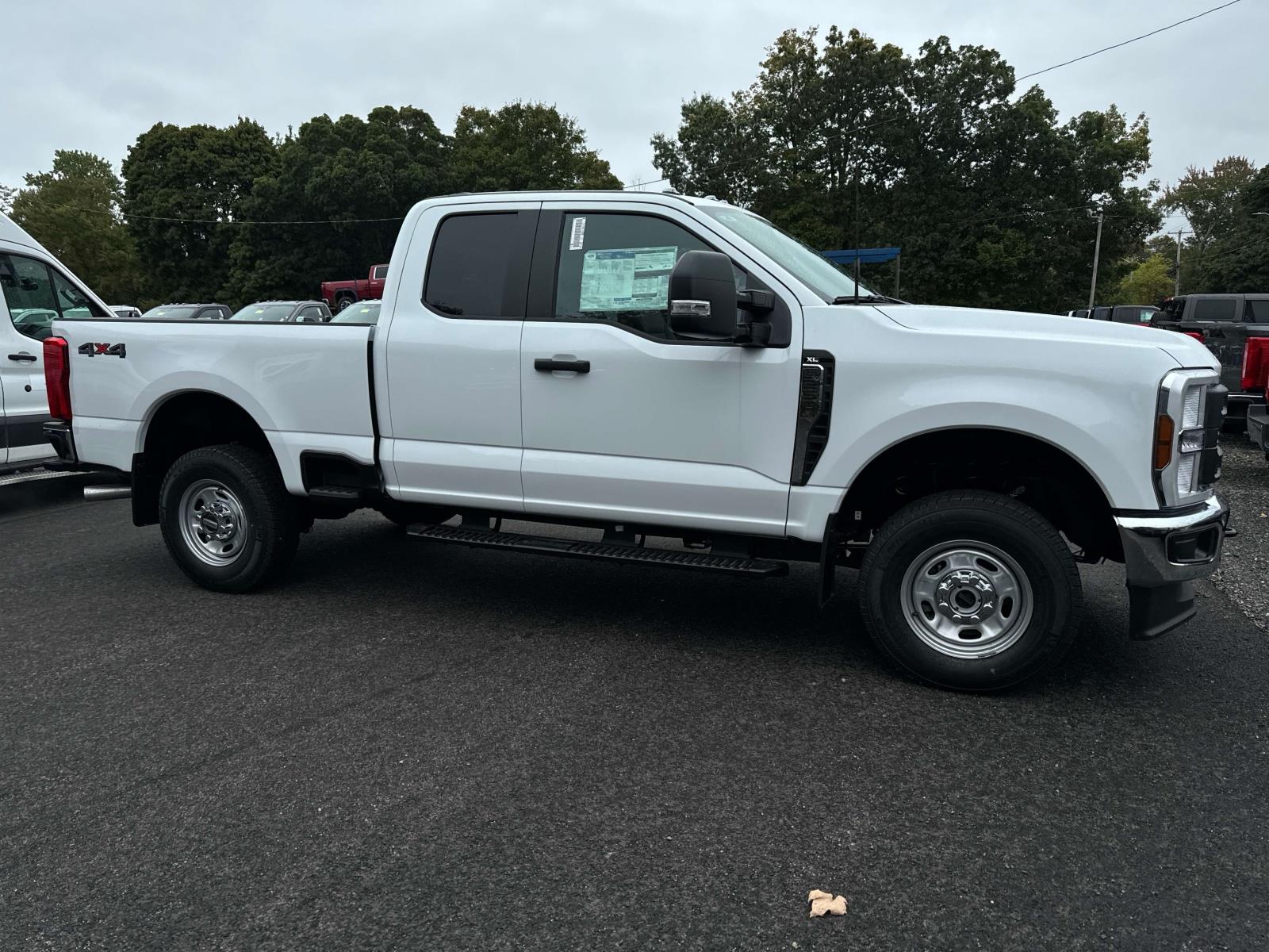 2024 Ford F-250 XL 5