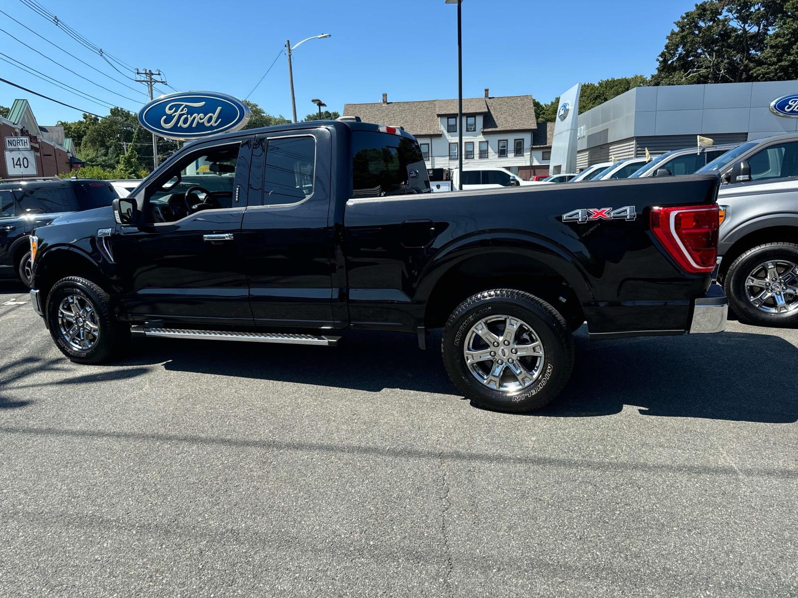 2021 Ford F-150 XLT 3