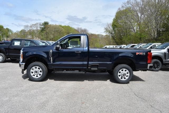 2024 Ford F-250 XLT 2