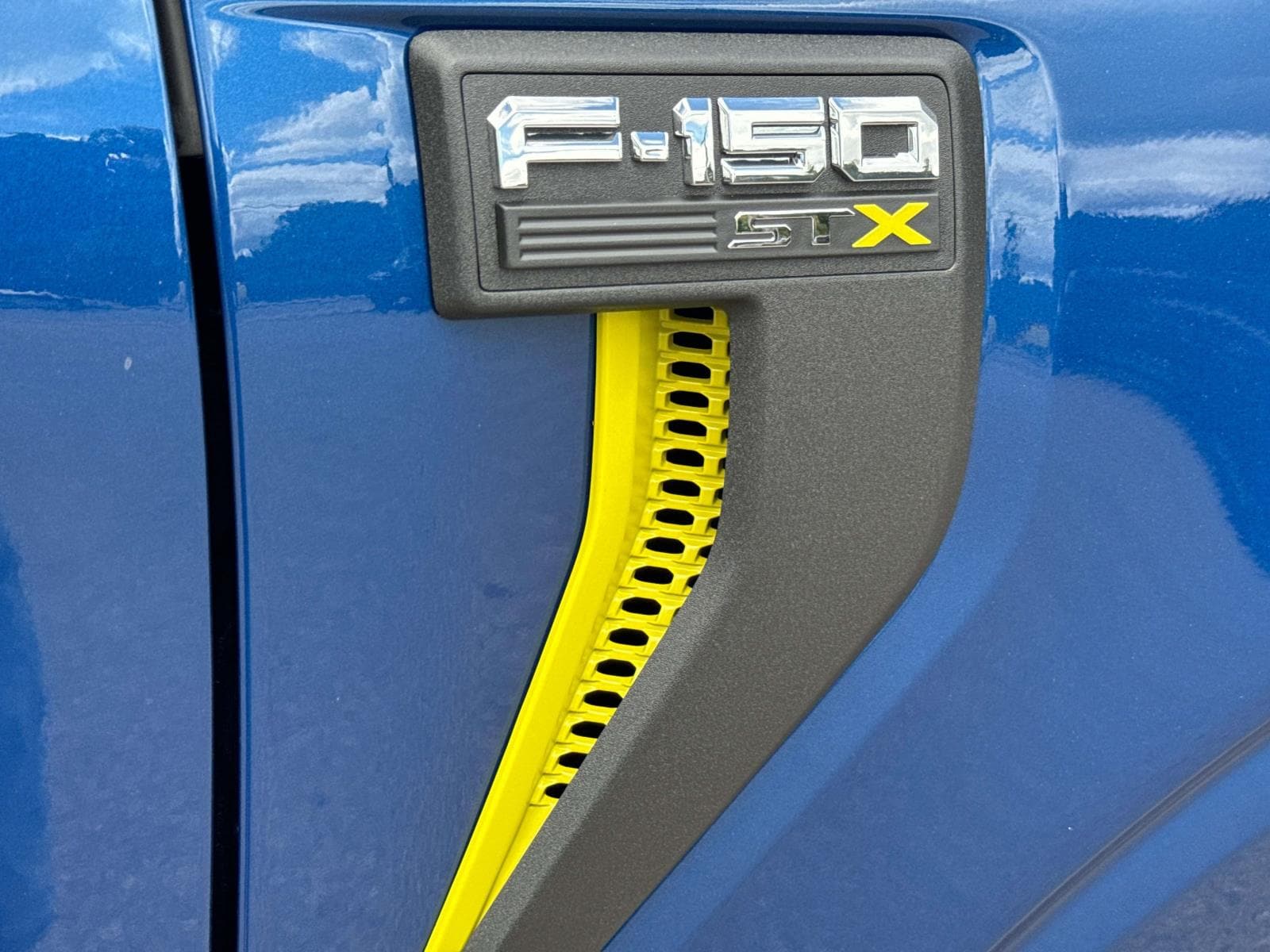 2024 Ford F-150 STX 7