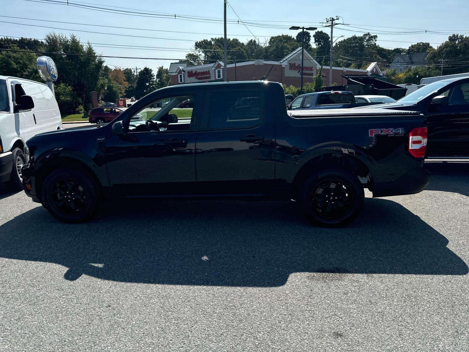 2022 Ford Maverick XLT 2