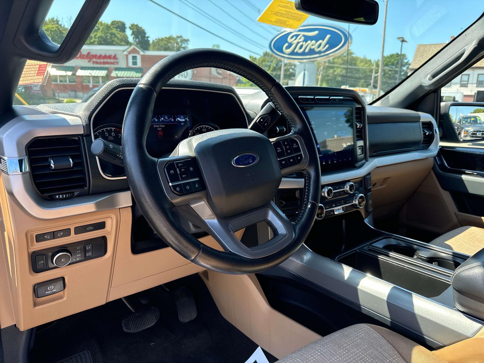 2021 Ford F-150 XLT 17