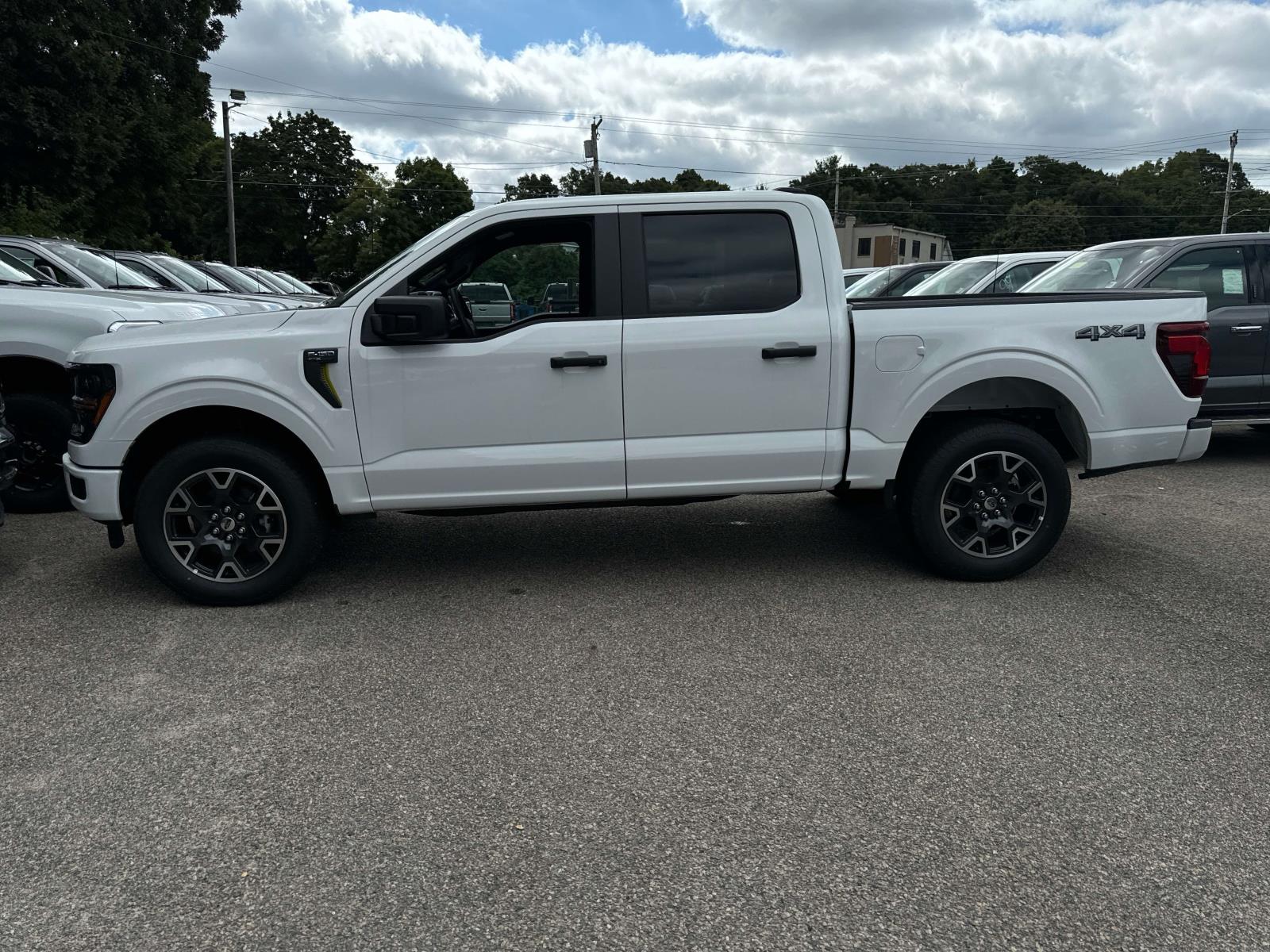 2024 Ford F-150 STX 2