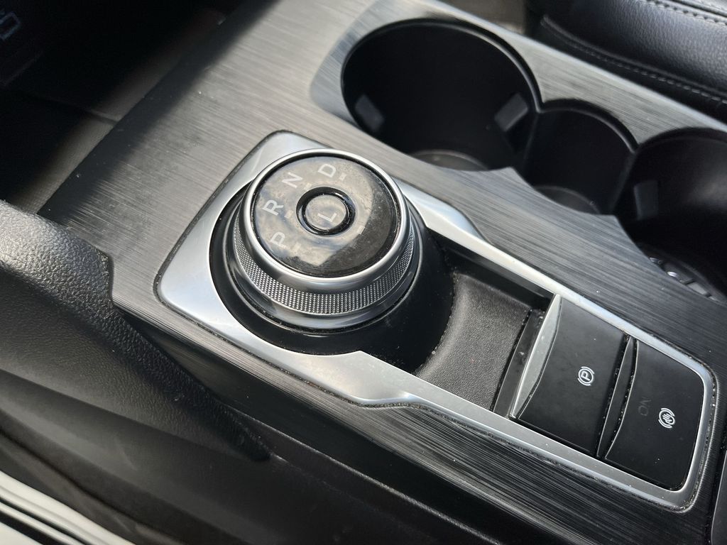 2022 Ford Escape SEL - Photo 20