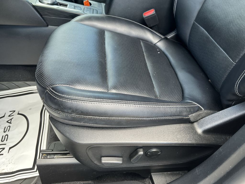 2022 Ford Escape SEL - Photo 13