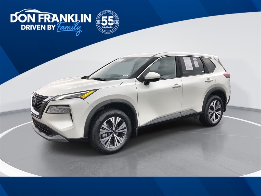 2023 Nissan Rogue SV's photo