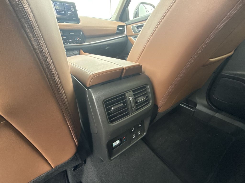 2026 Nissan Rogue Platinum - Photo 21