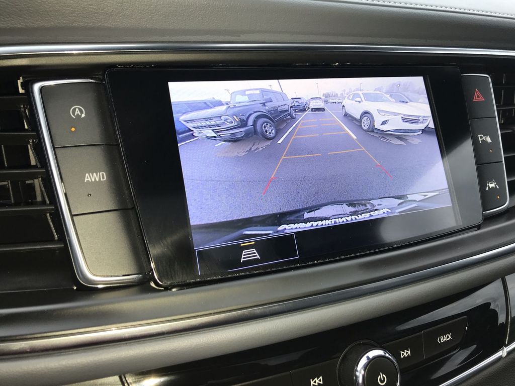 2023 Buick Enclave Essence - Photo 18