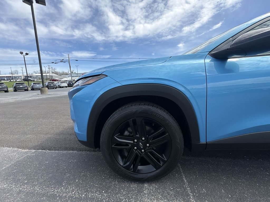 2025 Chevrolet Trax Activ - Photo 18