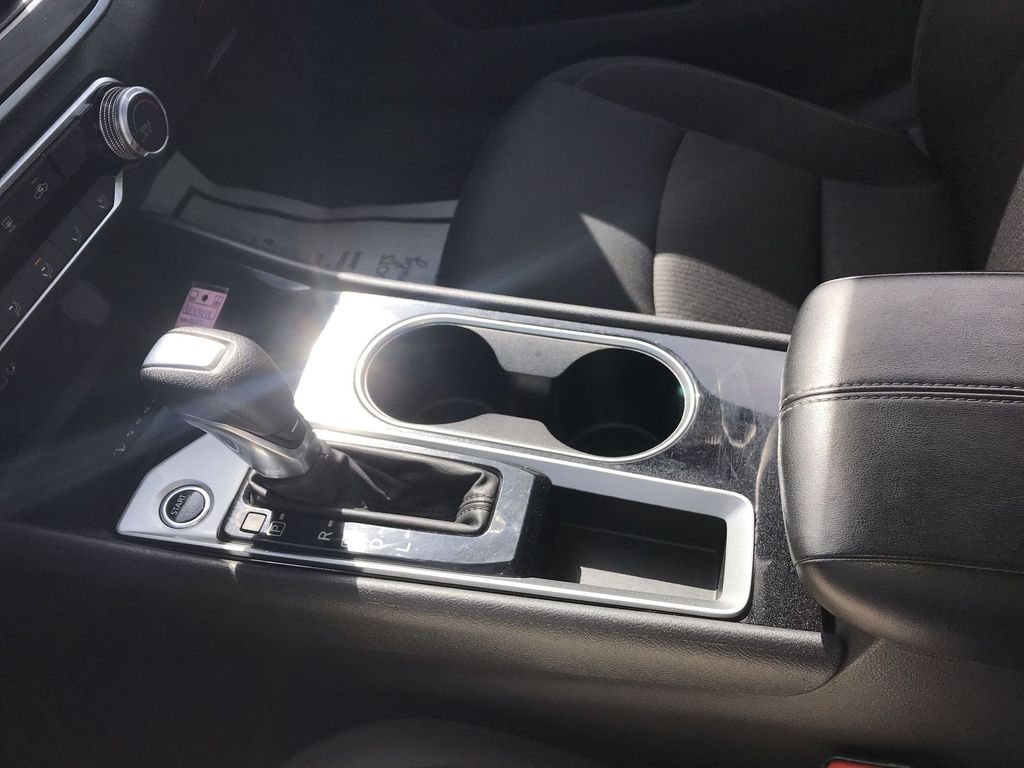 2024 Nissan Altima SV - Photo 21