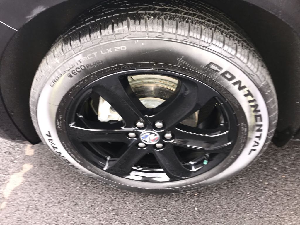 2023 Buick Enclave Essence - Photo 11