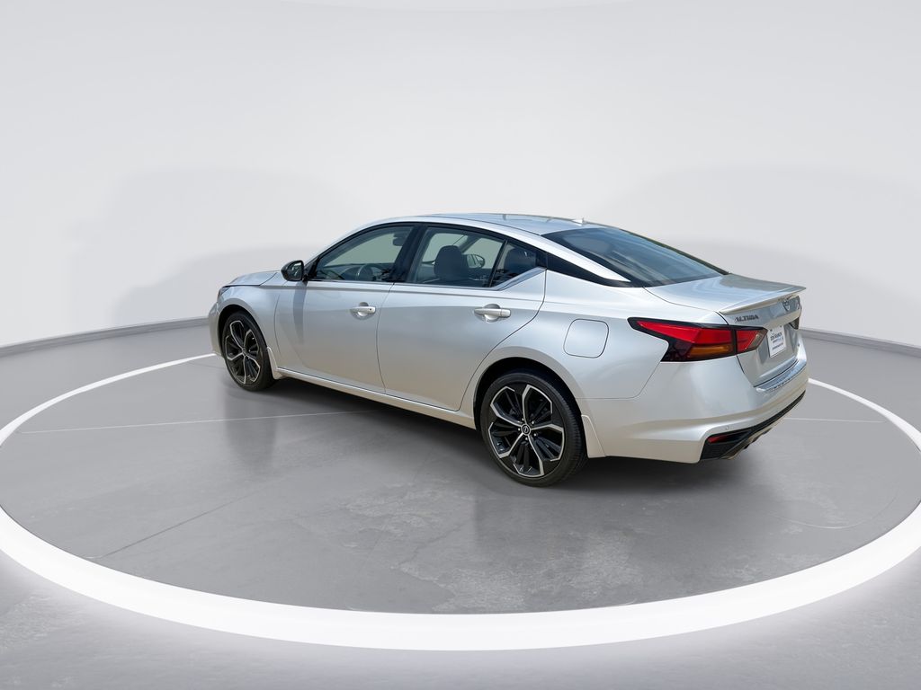 2023 Nissan Altima SR - Photo 7